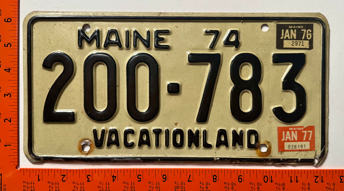 1976/1977 Maine #200-783 Passenger License Plate