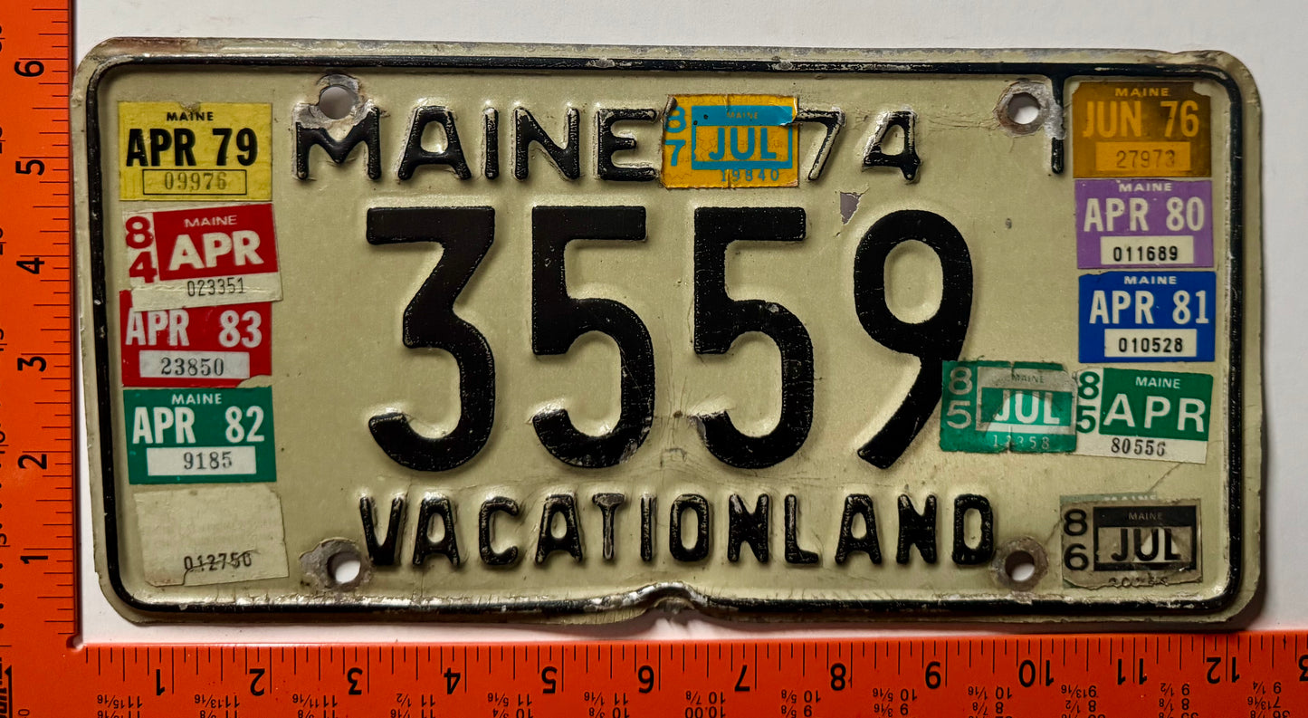 1976-1987 Maine #3559 Passenger License Plate