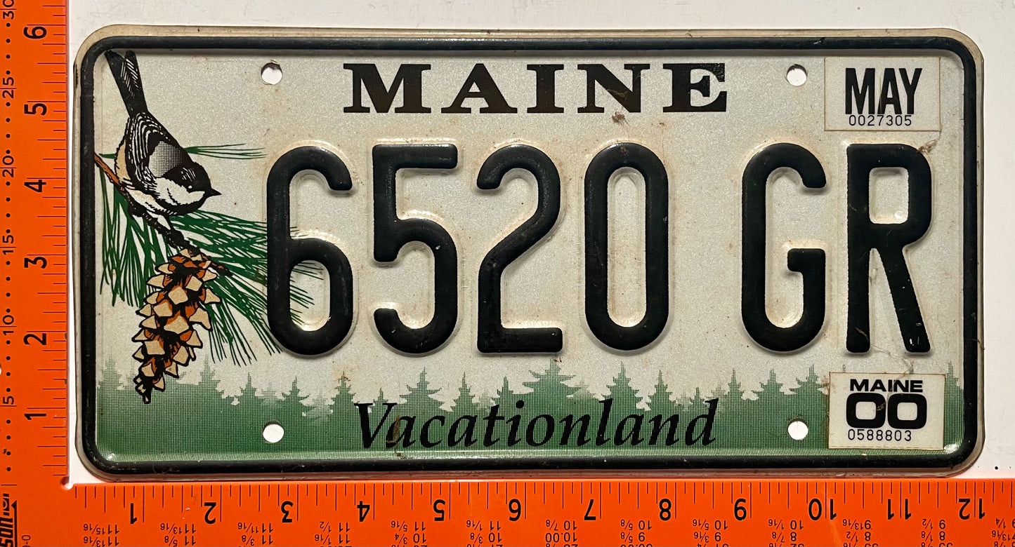 2000 Maine #6520 GR Passenger License Plate