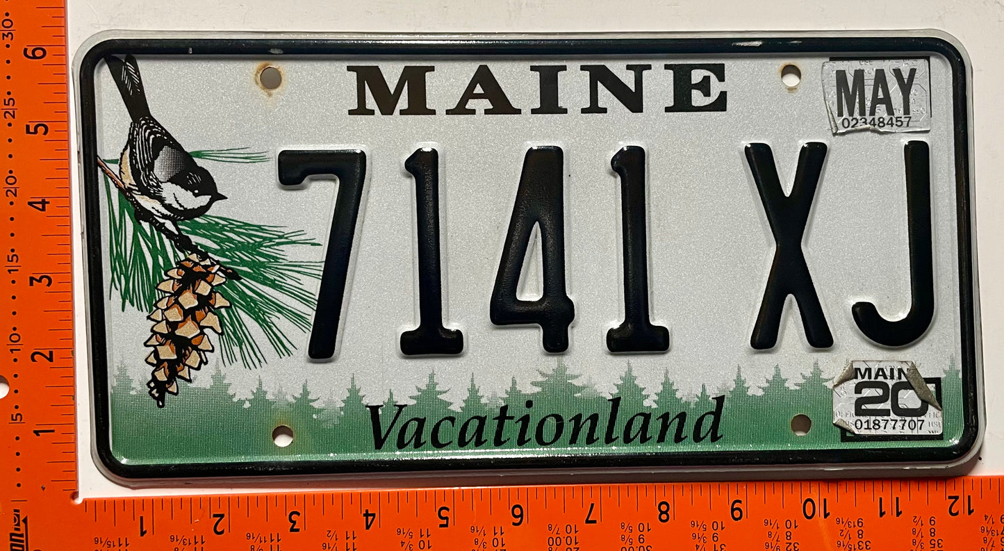 2020 Maine #7141 XJ Passenger License Plate