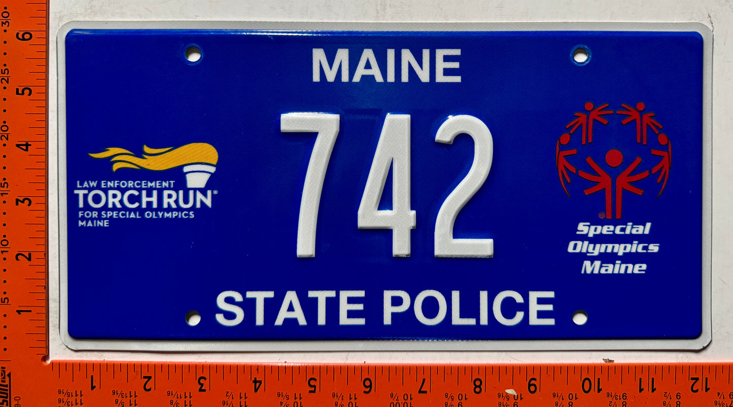 undated Maine #742 State Police License Plate