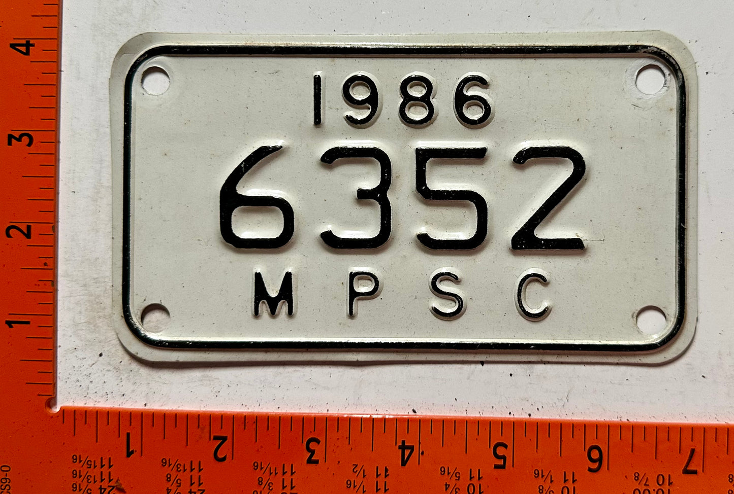 1986 Michigan #6352 MPSC Truck License Plate