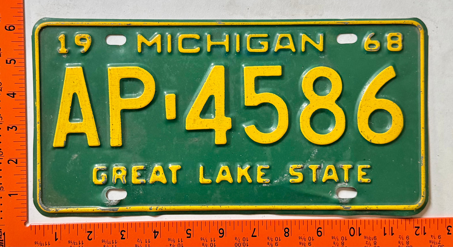 1968 Michigan #AP-4586 Passenger License Plate
