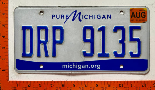 2023 Michigan #DRP 9135 Passenger License Plate