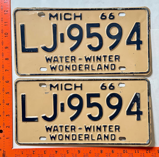 1966 Michigan #LJ-9594 Passenger License Plate Pair