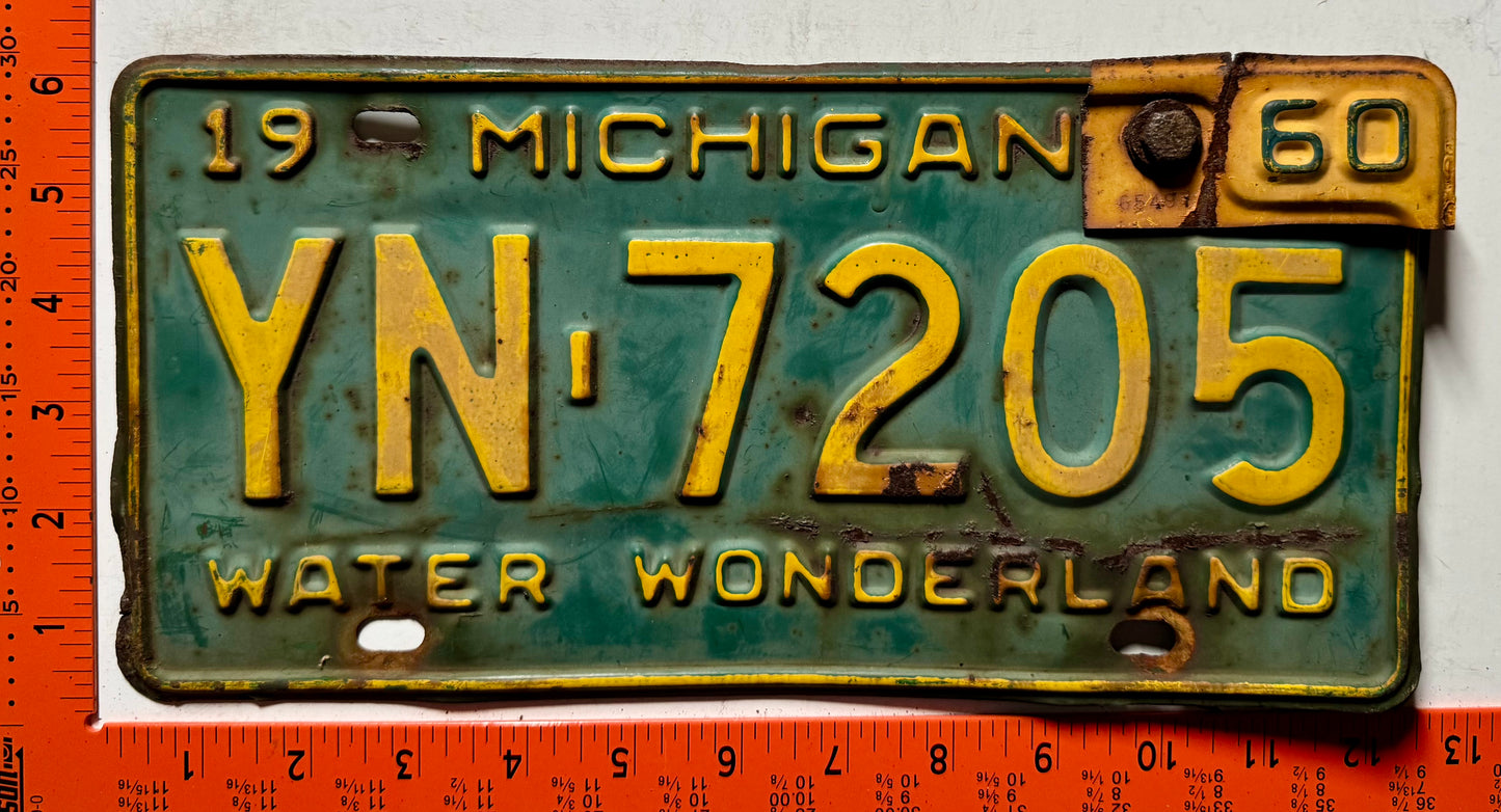 1960 Michigan #YN-7205 Passenger License Plate