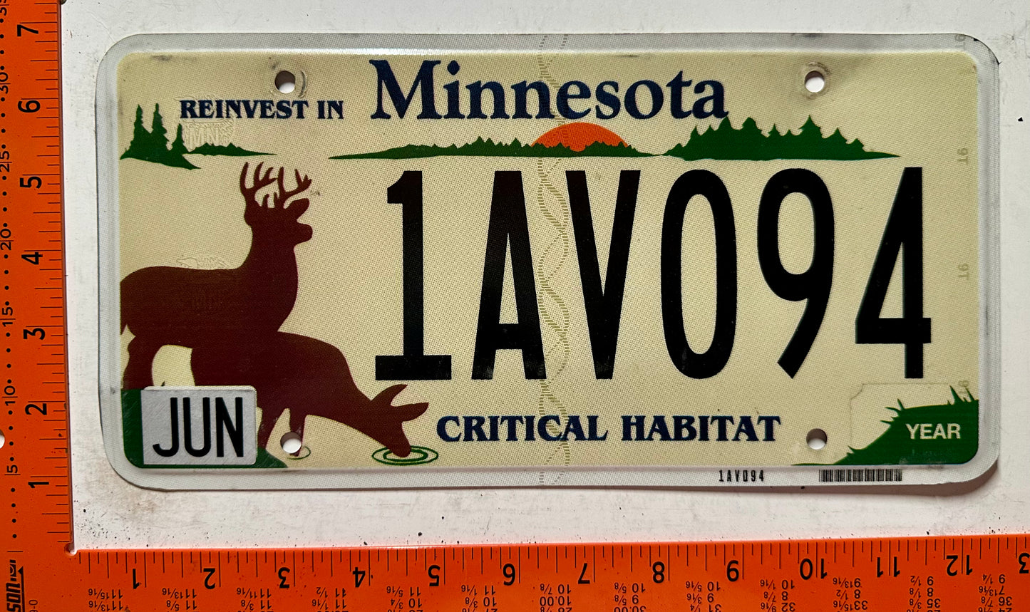 undated Minnesota #1AV094 Critical Habitat Deer License Plate