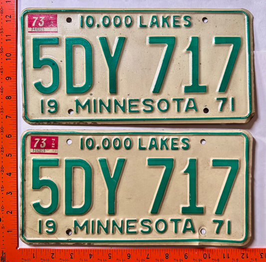 1973 Minnesota #5DY 717 Passenger License Plate Pair