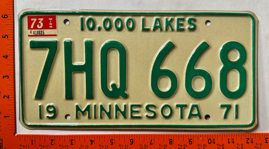 1973 Minnesota #7HQ 668 Passenger License Plate