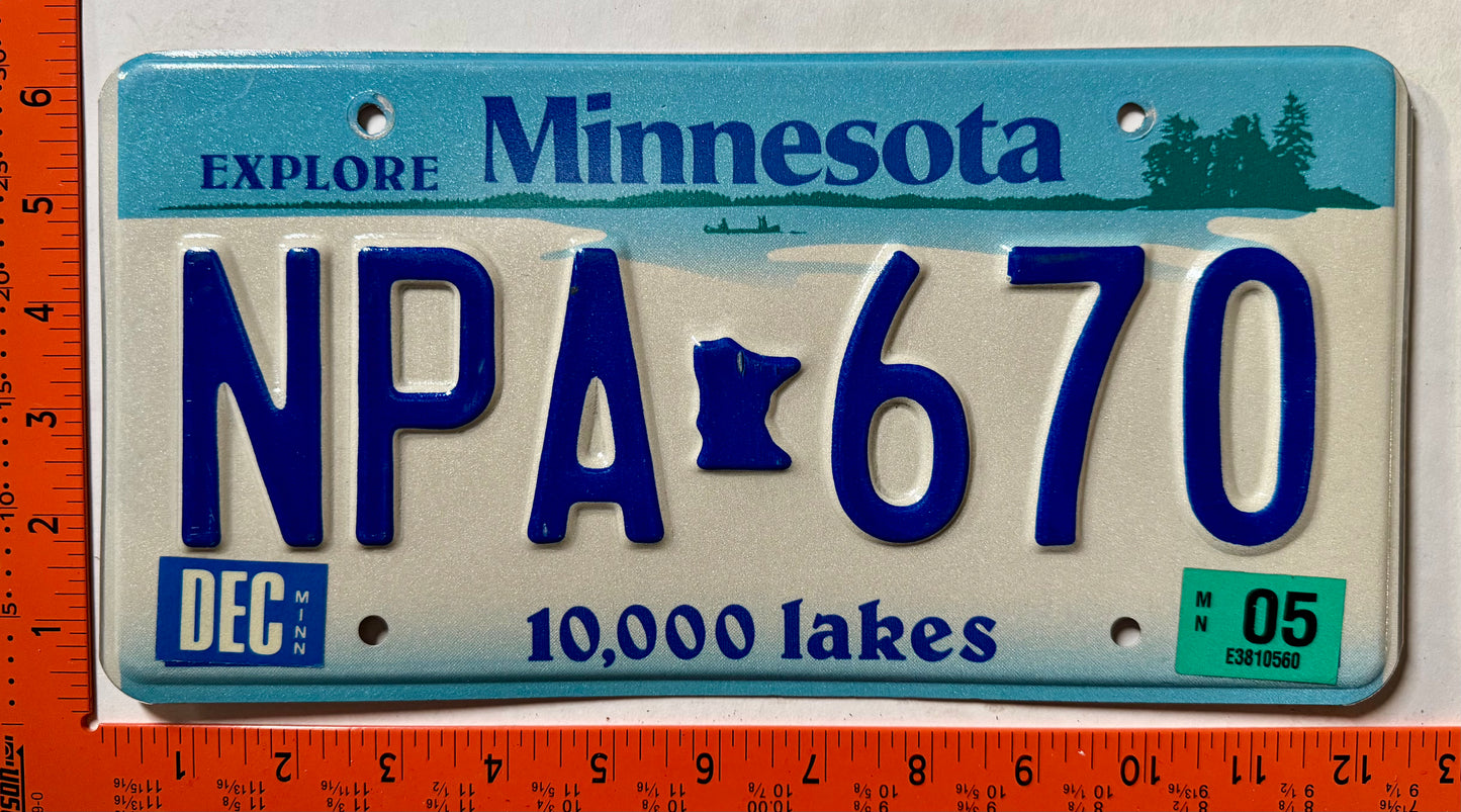 2005 Minnesota #NPA 670 Passenger License Plate