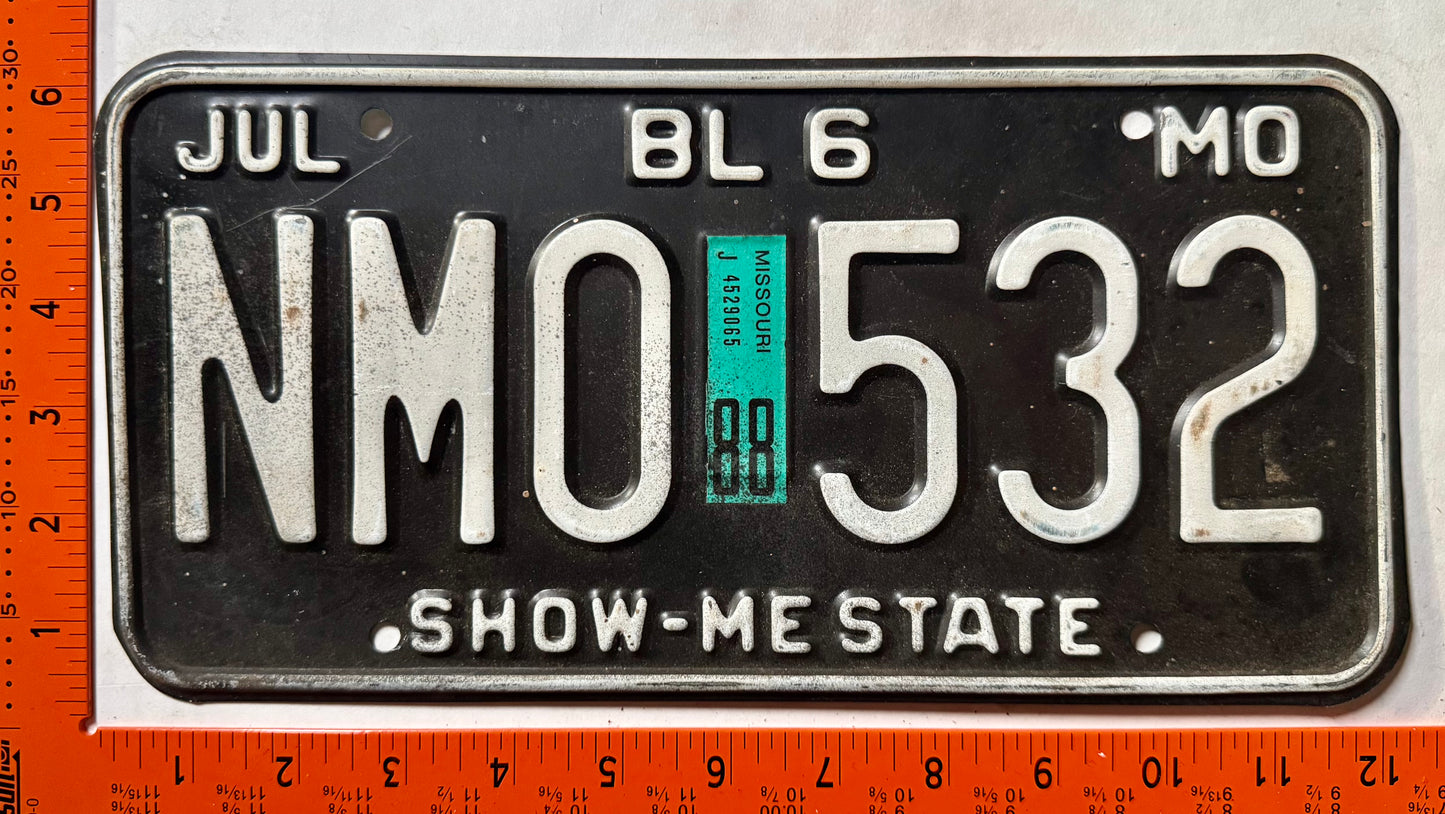 1988 Missouri #NM0 532 Truck License Plate