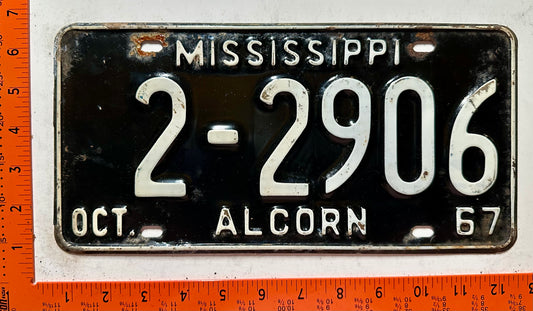 1967 Mississippi #2-2906 Passenger License Plate