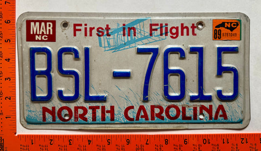 1989 North Carolina #BSL-7615 Passenger License Plate