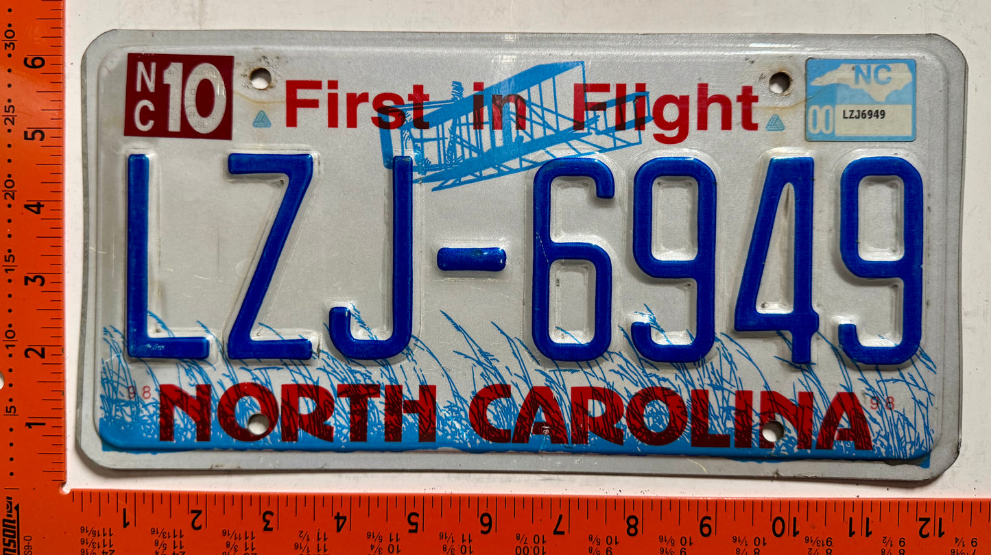 2000 North Carolina #LZJ-6949 Passenger License Plate