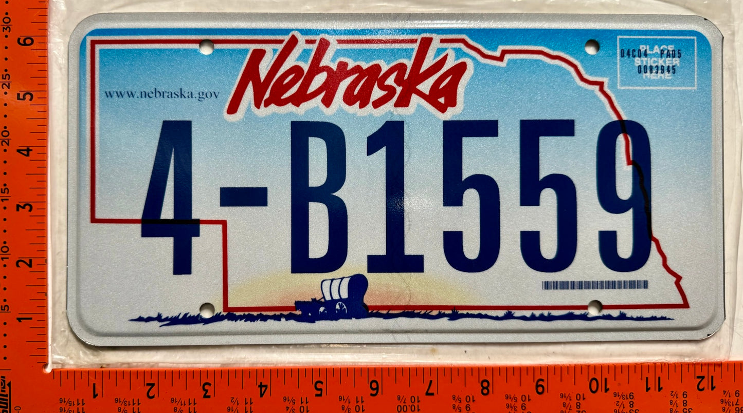 2005 base Nebraska #4-B1559 Passenger License Plate