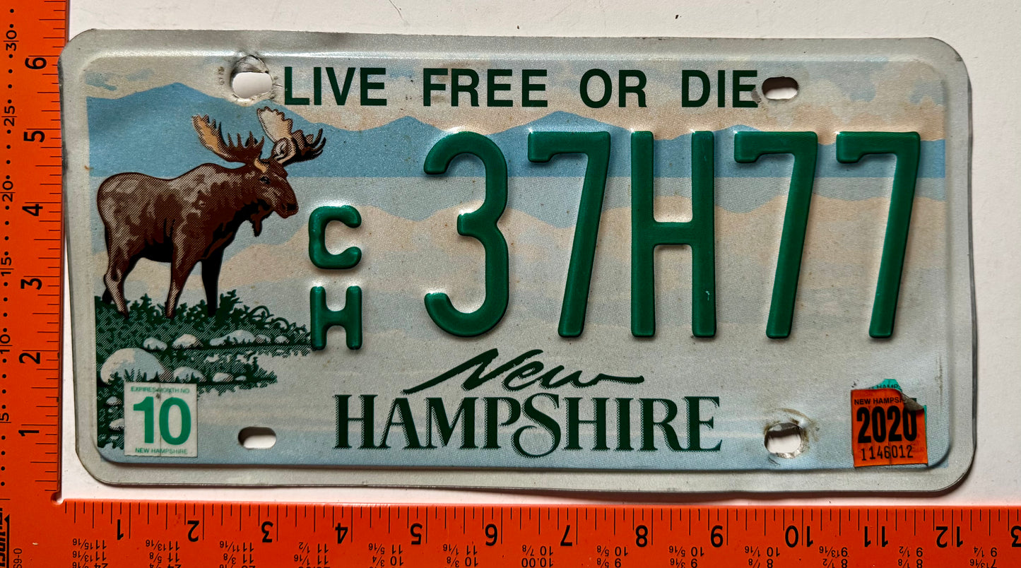 2020 New Hampshire #C/H 37H77 Moose License Plate