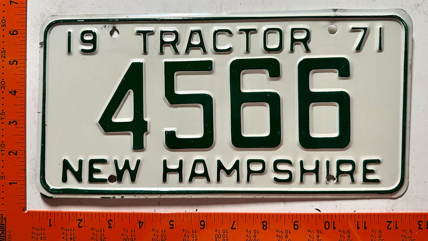 1971 New Hampshire #4566 Tractor License Plate