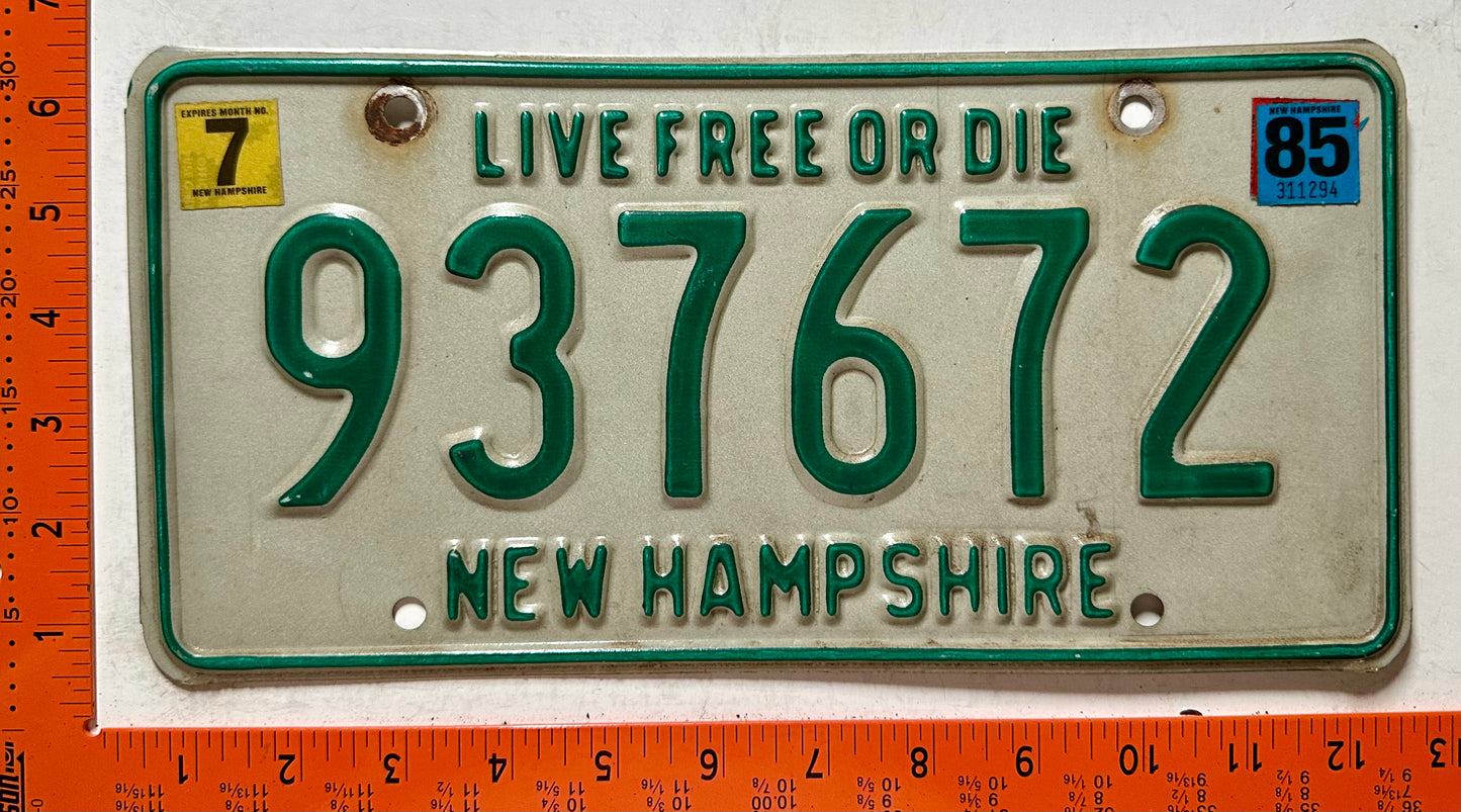 1985 New Hampshire #937672 Passenger License Plate