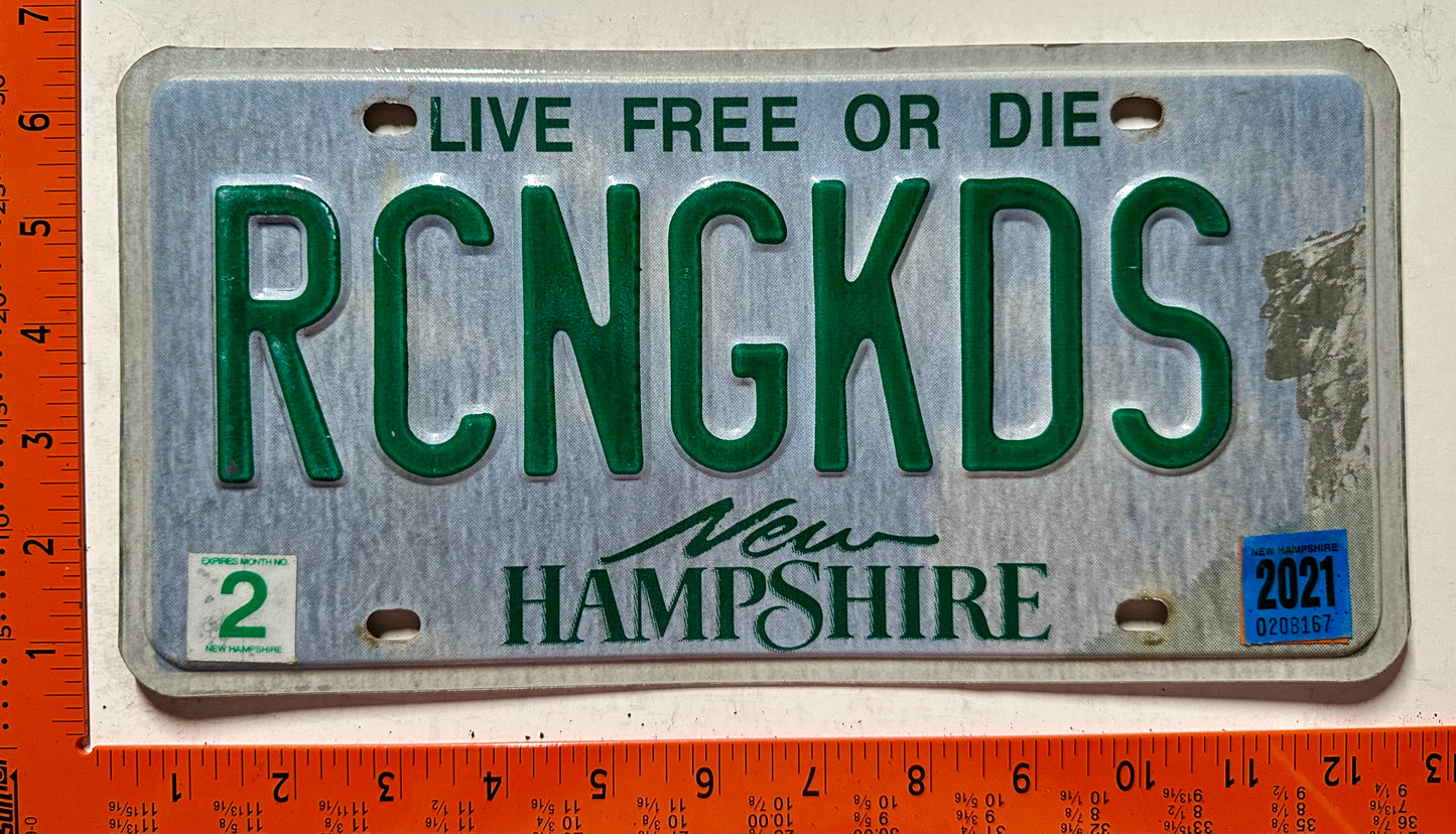 2021 New Hampshire #RCNGKDS Passenger Vanity License Plate
