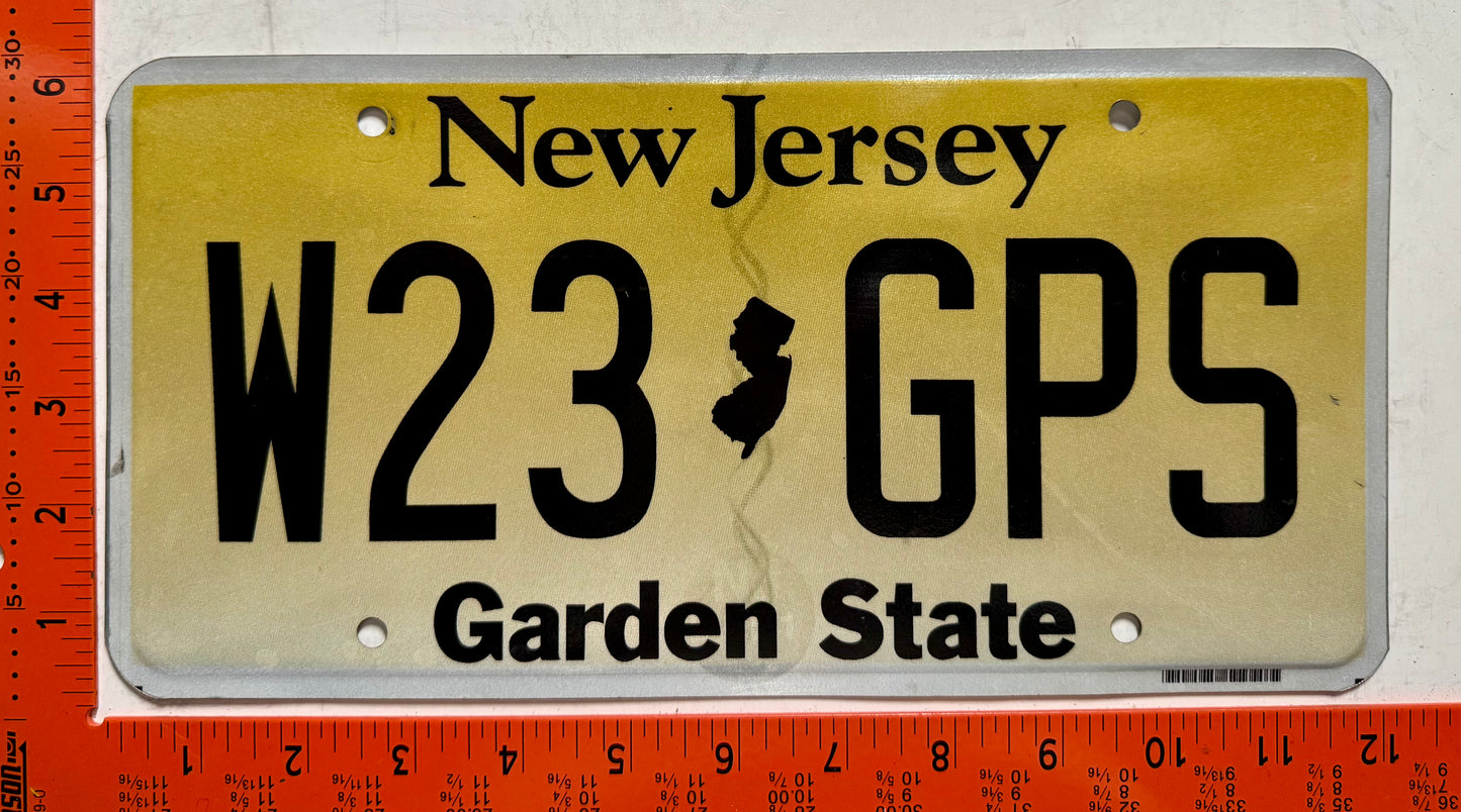2016 issue New Jersey #W23 GPS Passenger License Plate