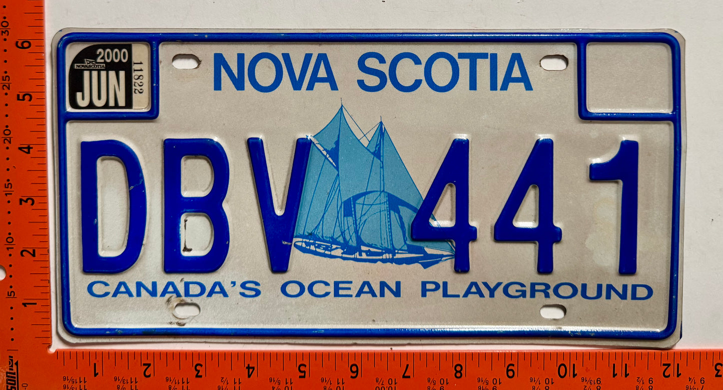 2000 Nova Scotia #DBV 441 Passenger License Plate