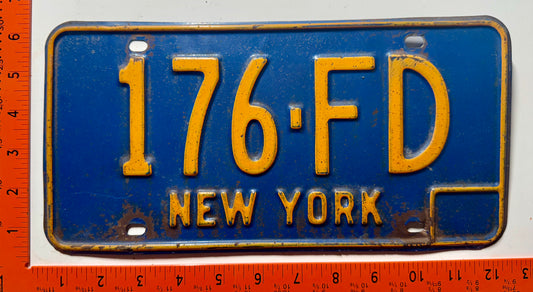 1966 base New York #176-FD Passenger License Plate