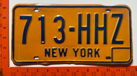 1973 base New York #713-HHZ Passenger License Plate