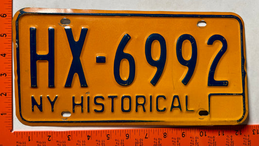 1973 base New York #HX-6992 Historical License Plate