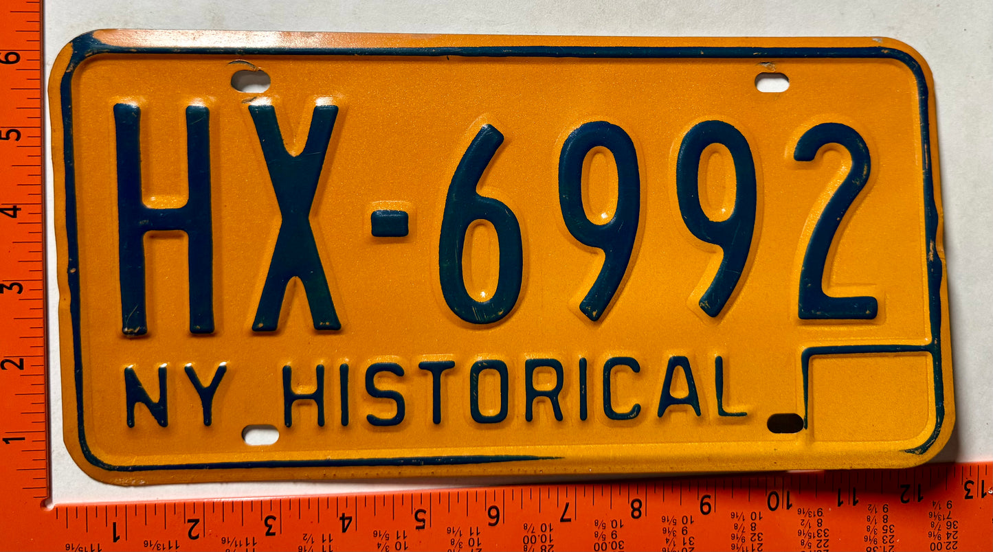 1973 base New York #HX-6992 Historical License Plate