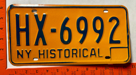 1973 base New York #HX-6992 Historical License Plate