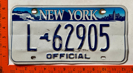 2001 base New York #L-62905 Official License Plate