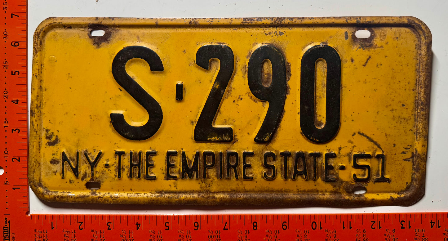 1951 New York #S-290 Passenger License Plate