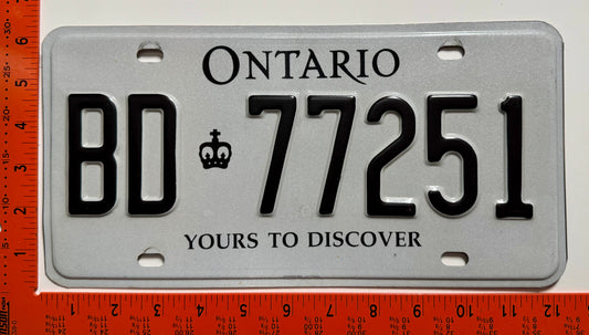 undated Ontario #BD 77251 Commercial License Plate