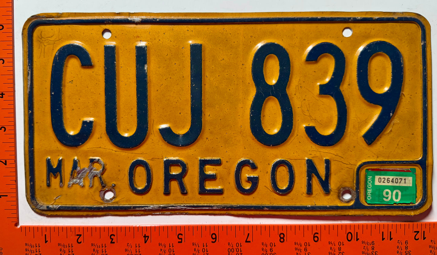 1990 Oregon #CUJ 839 Passenger License Plate