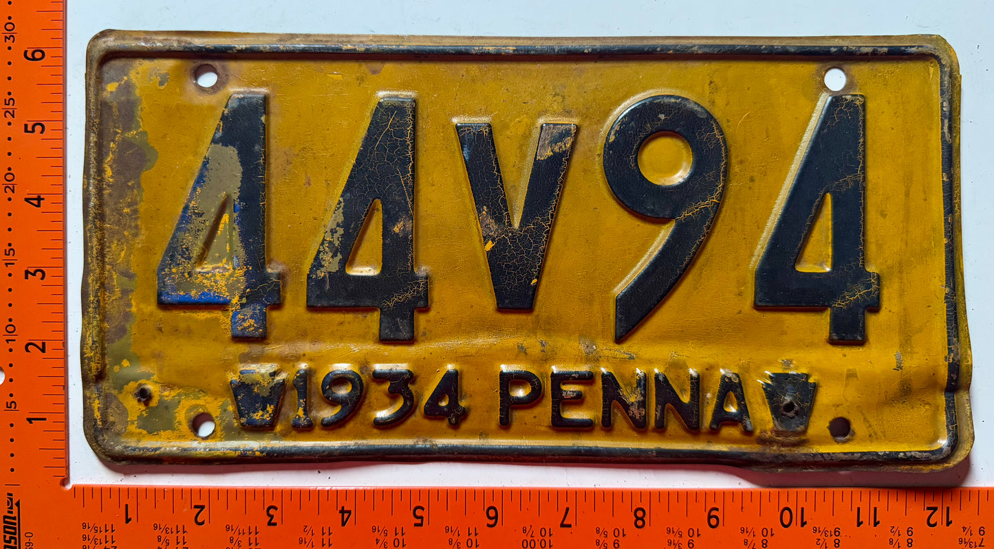 1934 Pennsylvania #44V94 Passenger License Plate