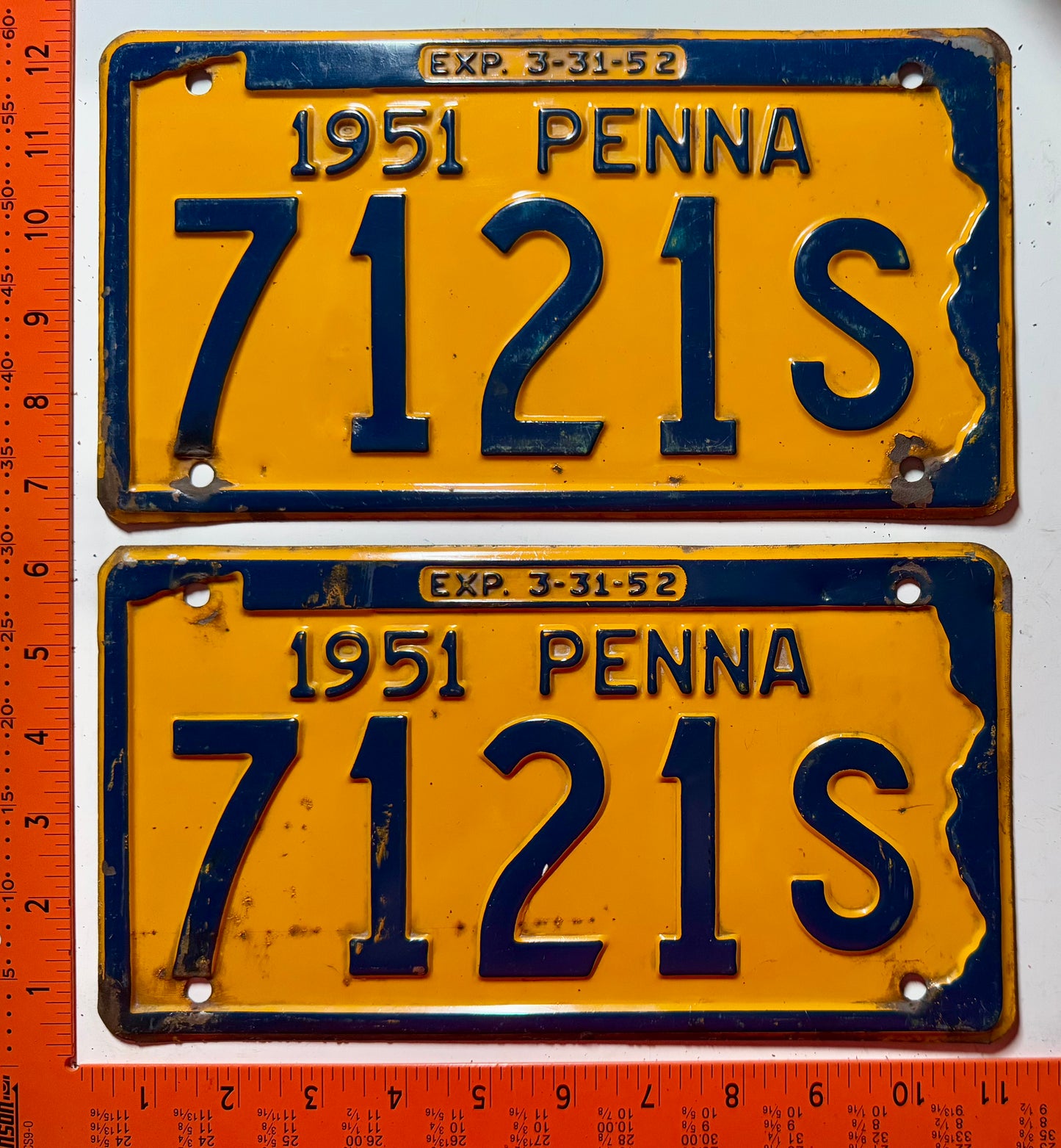 1951 Pennsylvania #7121S Passenger License Plate (Pair)