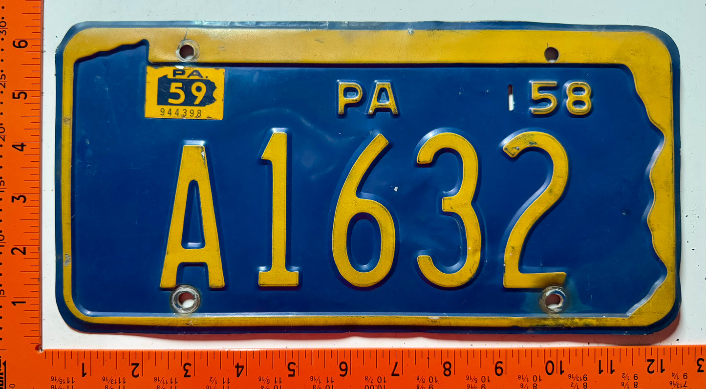 1959 Pennsylvania #A1632 Passenger License Plate
