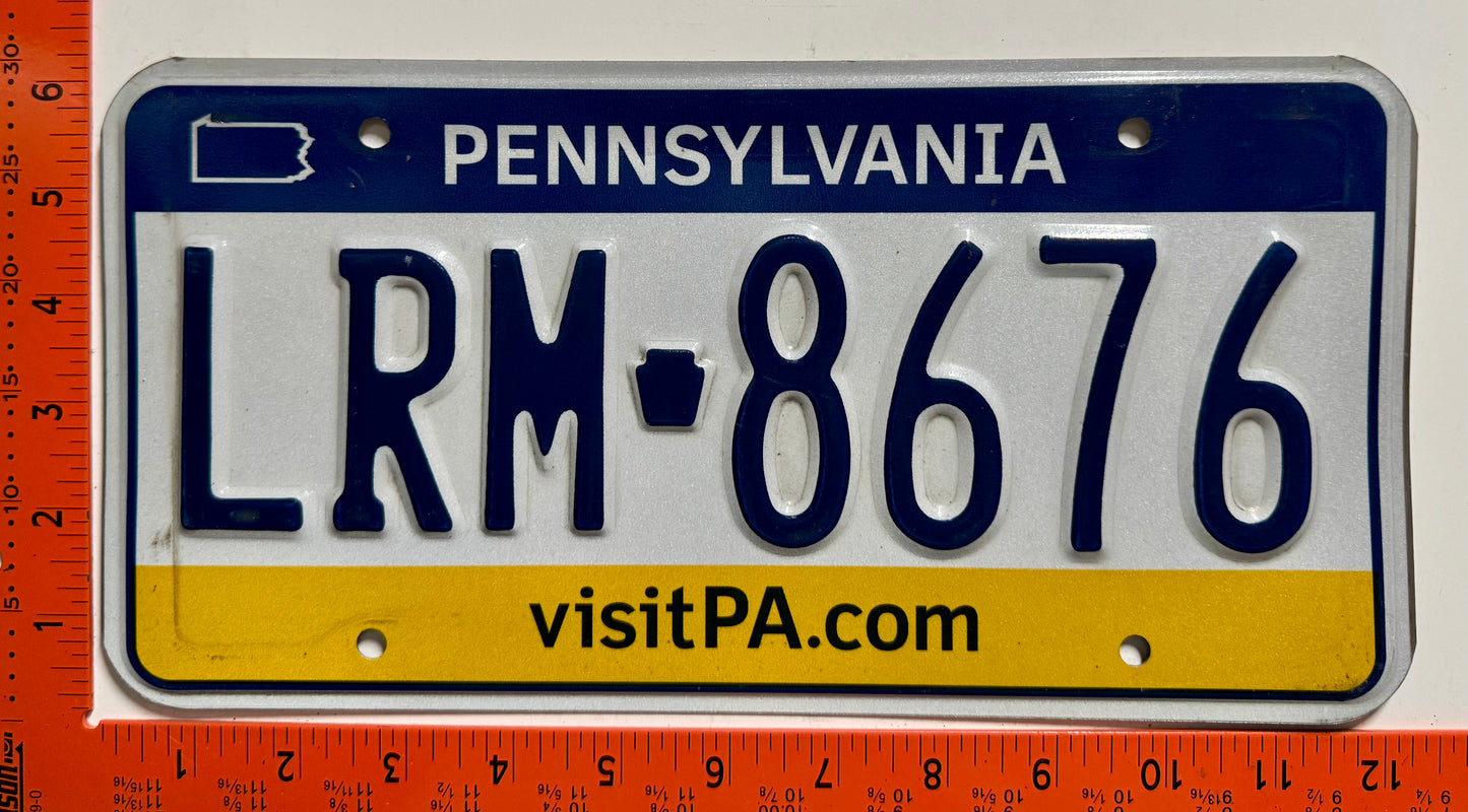 undated Pennsylvania #LRM-8676 Passenger License Plate