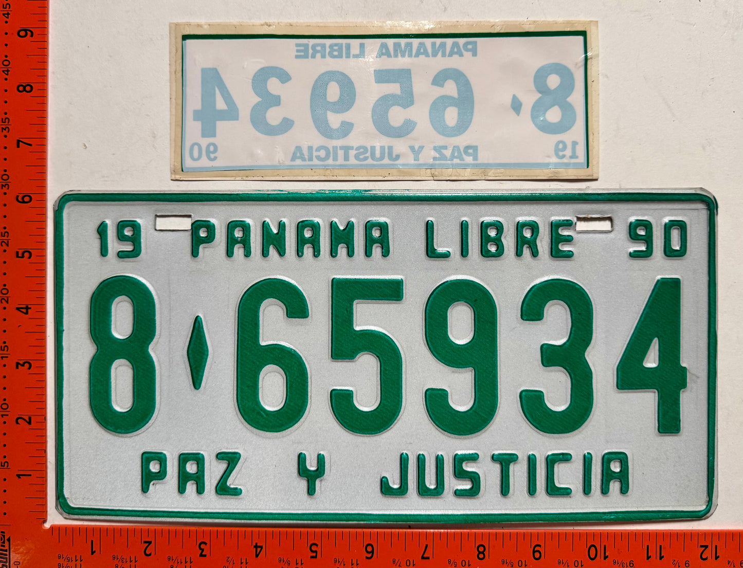 1990 Panama #8-65934 Passenger License Plate