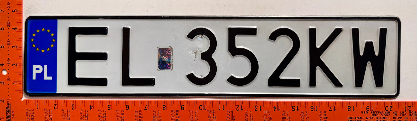 2000 series Poland #EL 352KW Passenger License Plate