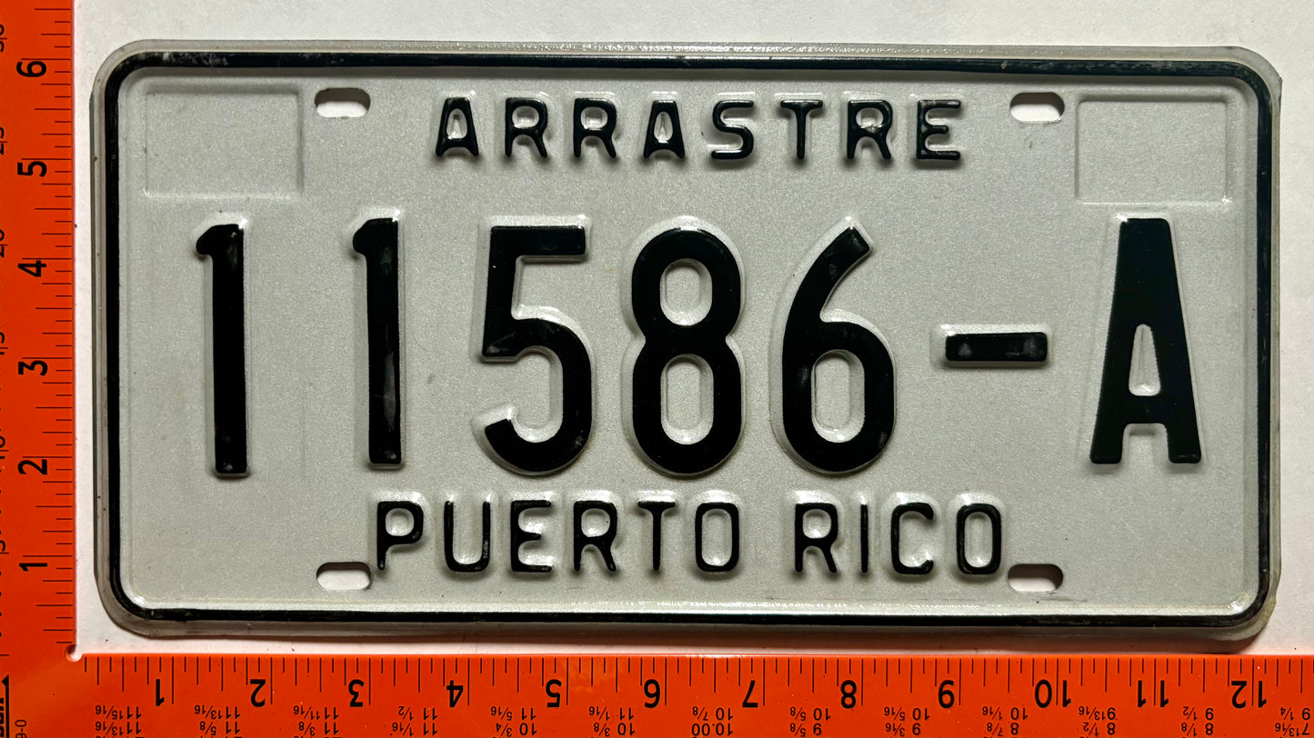 undated Puerto Rico #11586-A Trailer License Plate