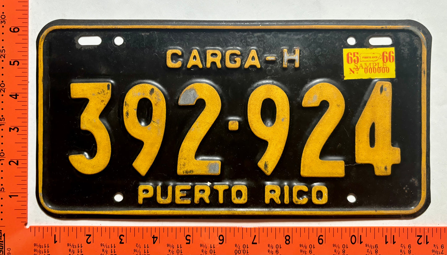 1965-1966 Puerto Rico #392-924 Heavy Truck License Plate