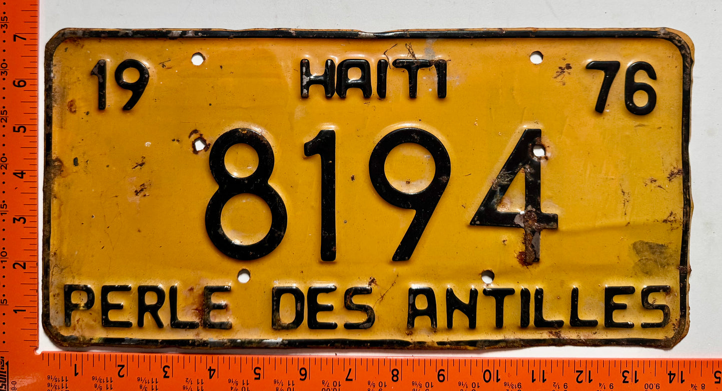 1976 Haiti #8194 Passenger License Plate