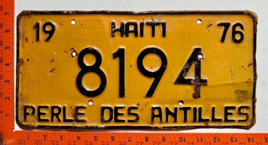 1976 Haiti #8194 Passenger License Plate
