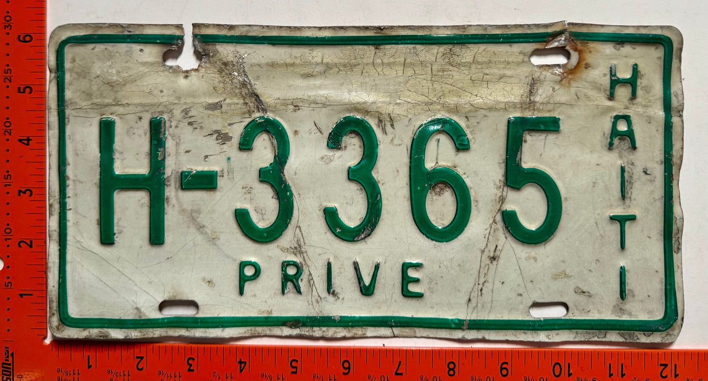 1993 base Haiti #H-3365 Passenger License Plate