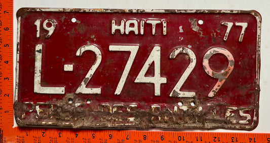 1977 Haiti #L-27429 Hire Car License Plate