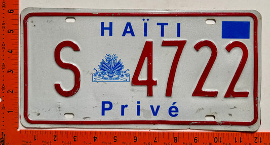 1998 base Haiti #S 4722 Passenger License Plate