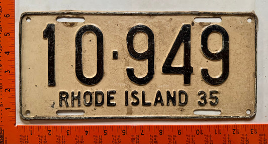 1935 Rhode Island #10-949 Passenger License Plate