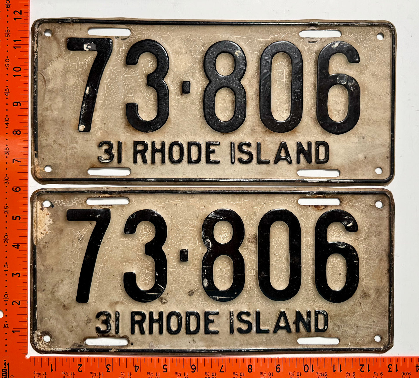 1931 Rhode Island #73-806 Passenger License Plate Pair