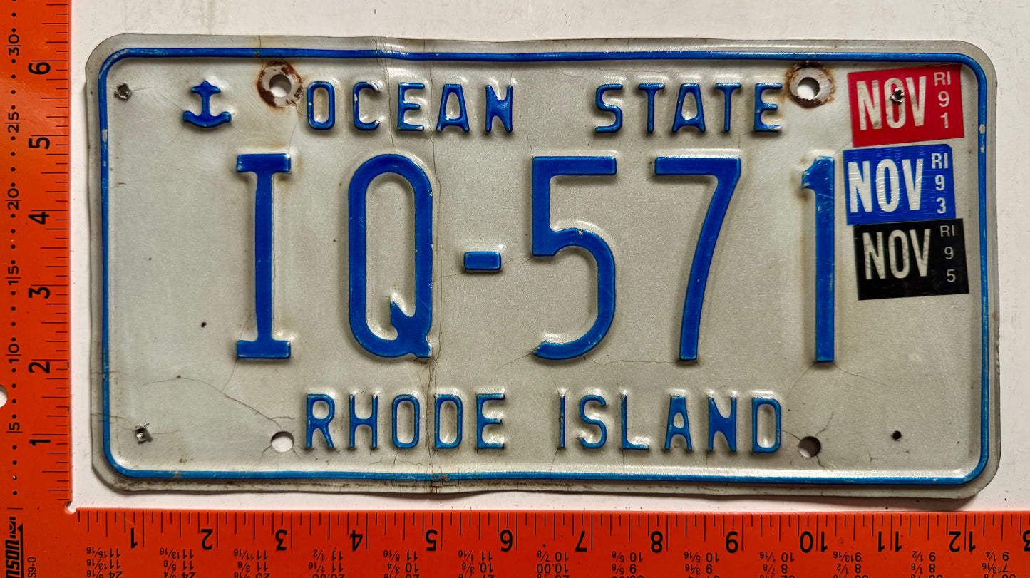 1995 Rhode Island #IQ-571 Passenger License Plate
